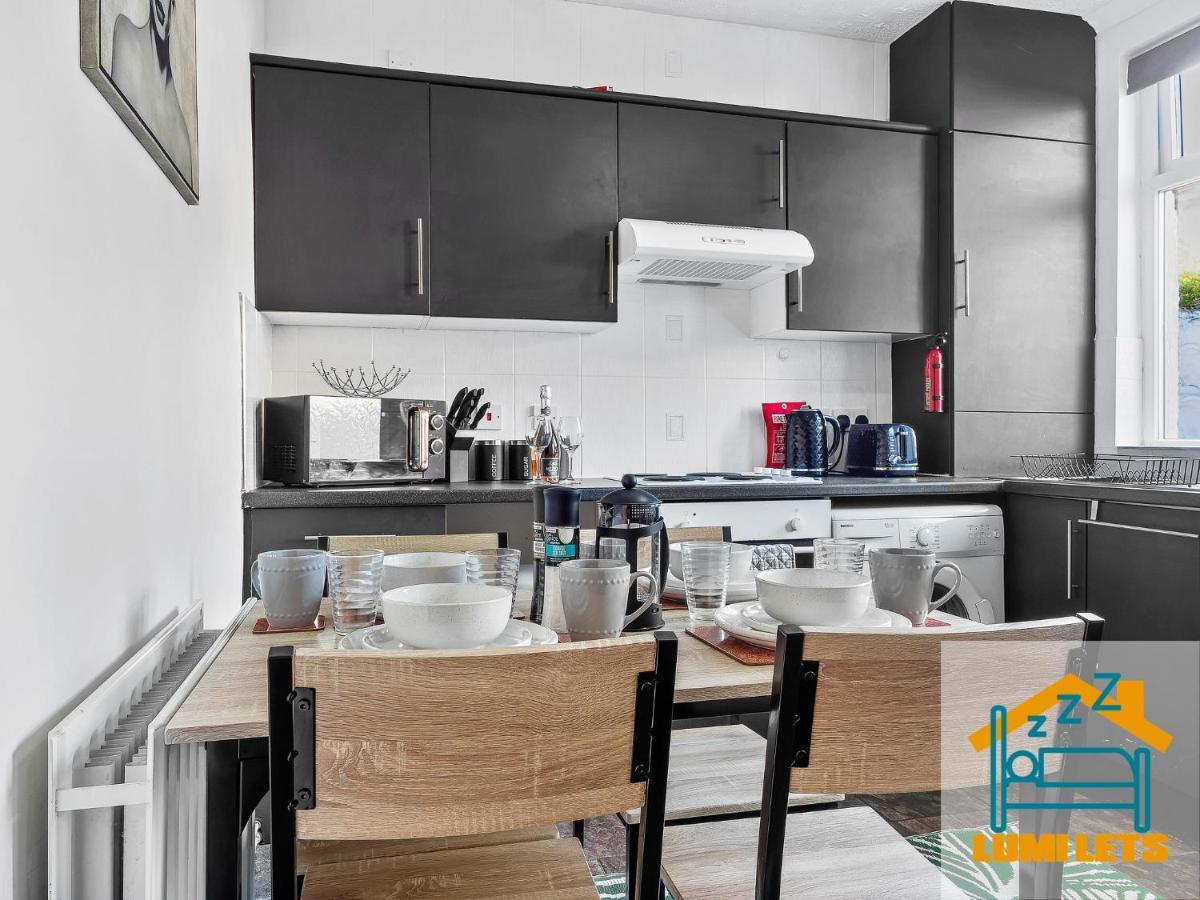 2Br Home In Barrow-In-Furness Sleeps 8 Close To Bae Systems, Hospital, Lakes المظهر الخارجي الصورة